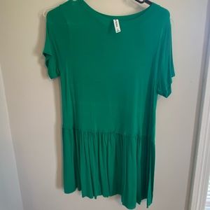 ⭐️Green Peplum Style Top